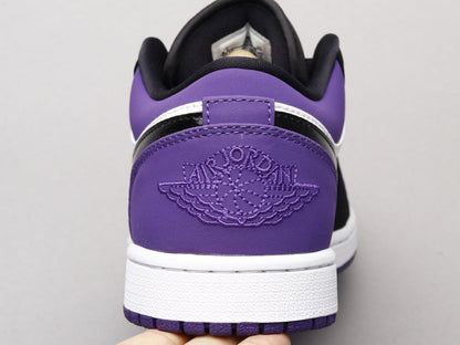 MO - AJ1 black and purple toes