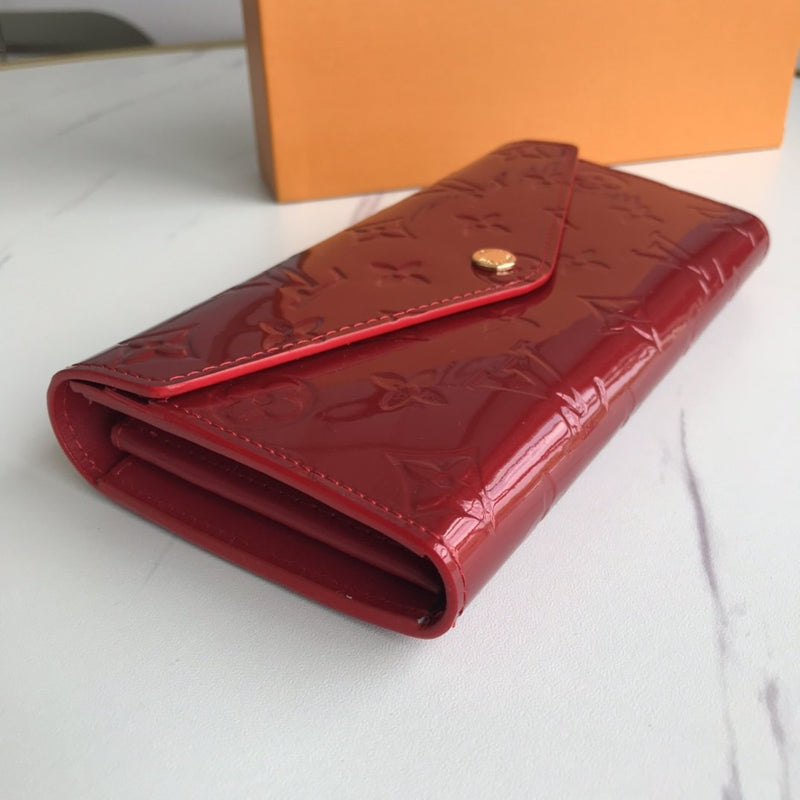 MO - Top Quality Wallet LUV 008