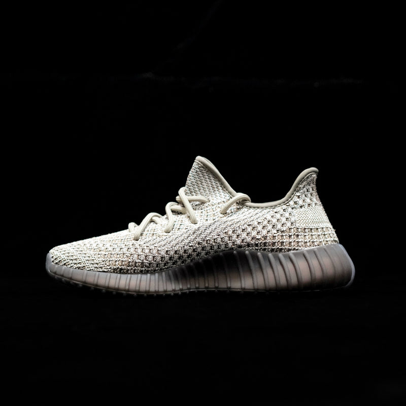 MO - Yzy 350 Yzy Volcanic Ash Sneaker