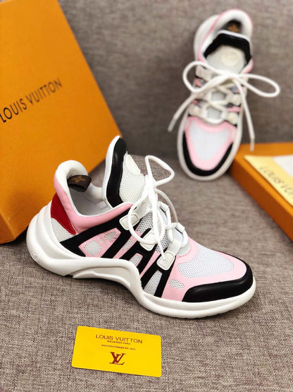 MO - LUV Archlight Pink Black Sneaker