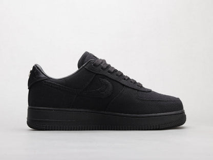 MO - Stussy x AF1 Pure Black