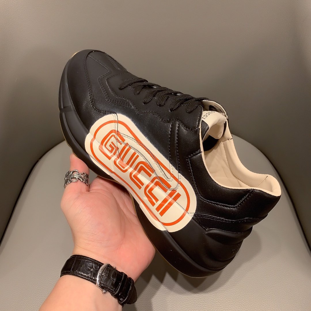 MO-GCI  RHYTON VINTAGE TRAINER LA BLACK SNEAKER 143