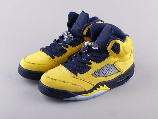 MO - AJ5 Michigan black and yellow