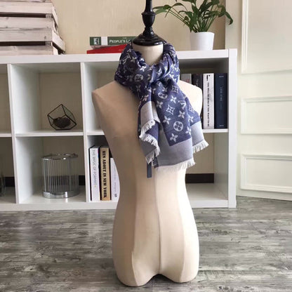 Top Quality LUV  Scarf 018