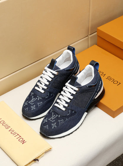 MO - LUV Navy Blue Sneaker