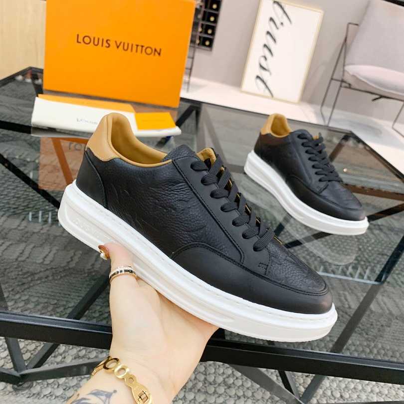 MO - Luv Monogram Black Sneaker