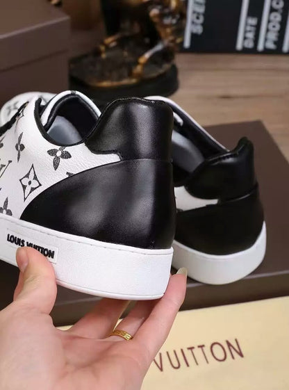 MO - LUV Custom SP Black White Sneaker