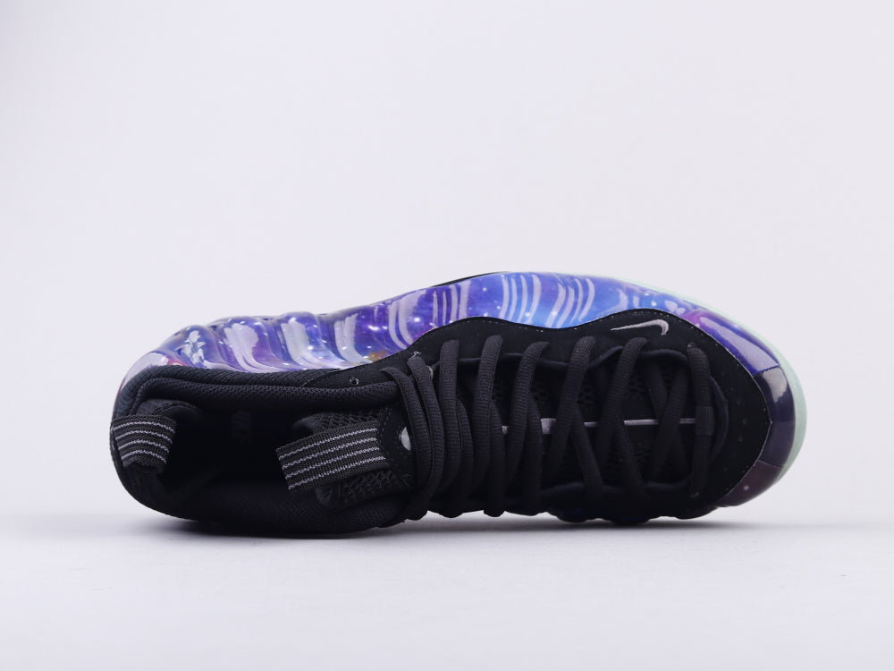 MO - NKE Hardaway Foam Galaxy Star Spray 1.0