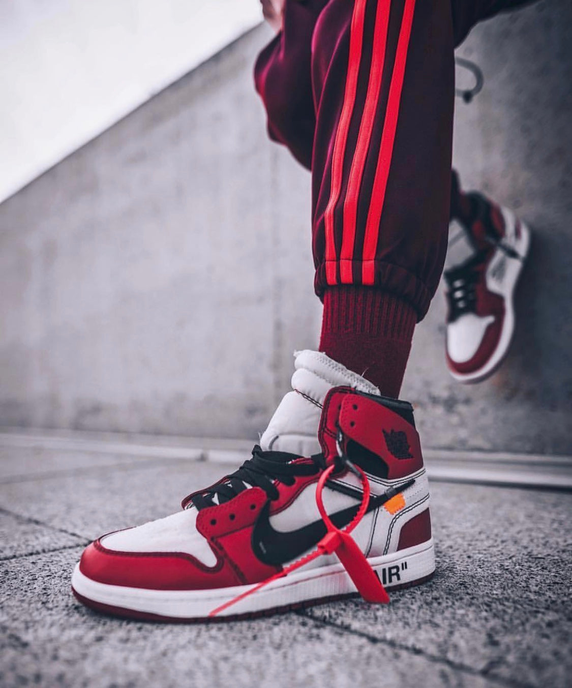 MO - AJ1 White Red