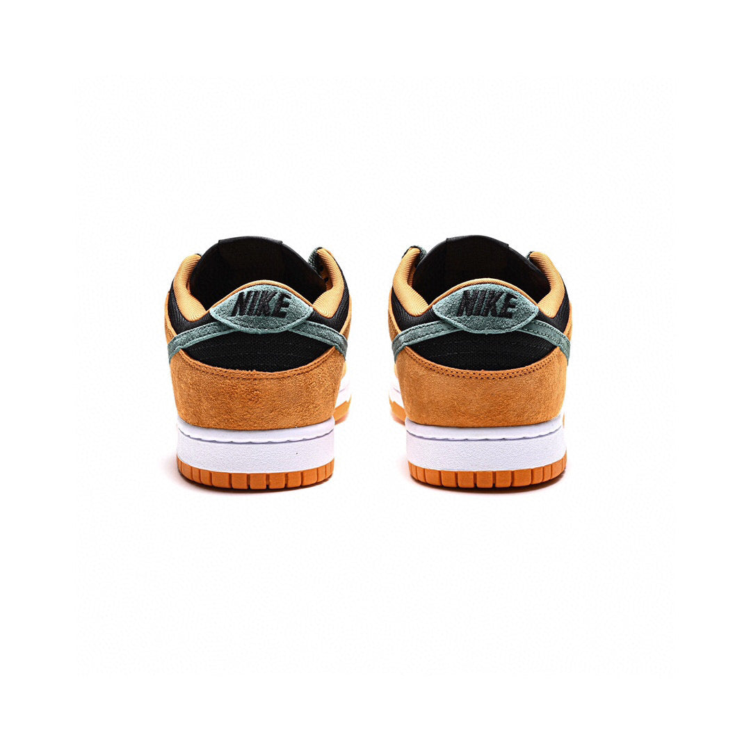 MO - NKE Dunk Ceramic Black Orange