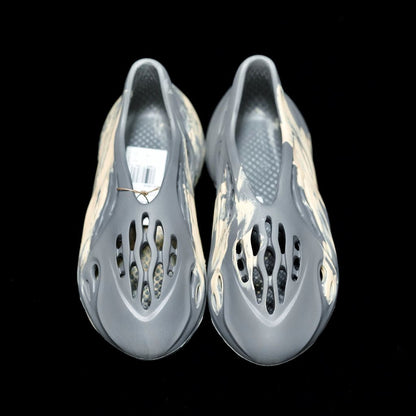 MO - Yzy Foam Runner Clog Grey Camo Sneaker