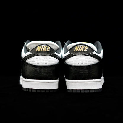 MO - SUP x DUNK black and white gold