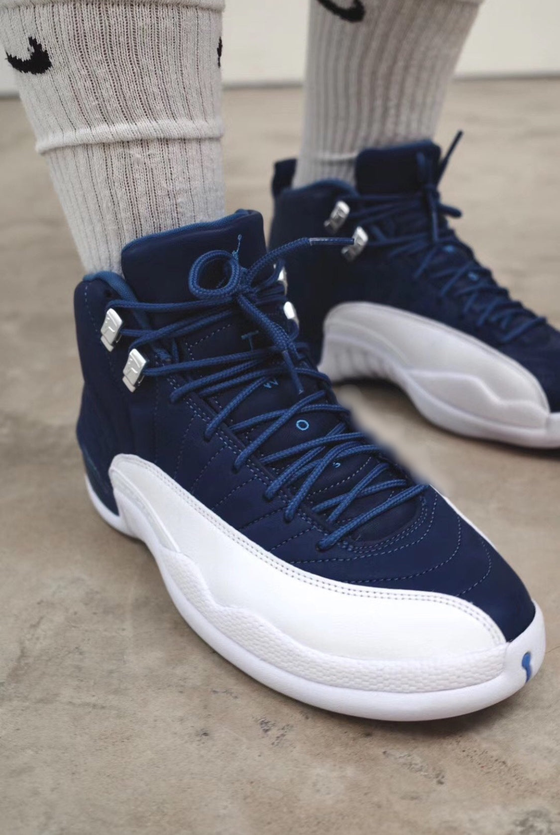 MO - AJ12 Indigo Indigo