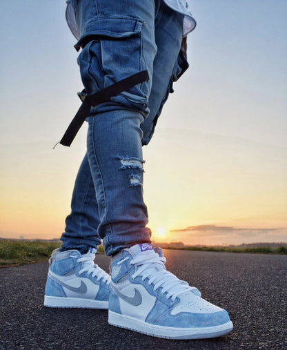 MO - AJ1 High Washed Blue