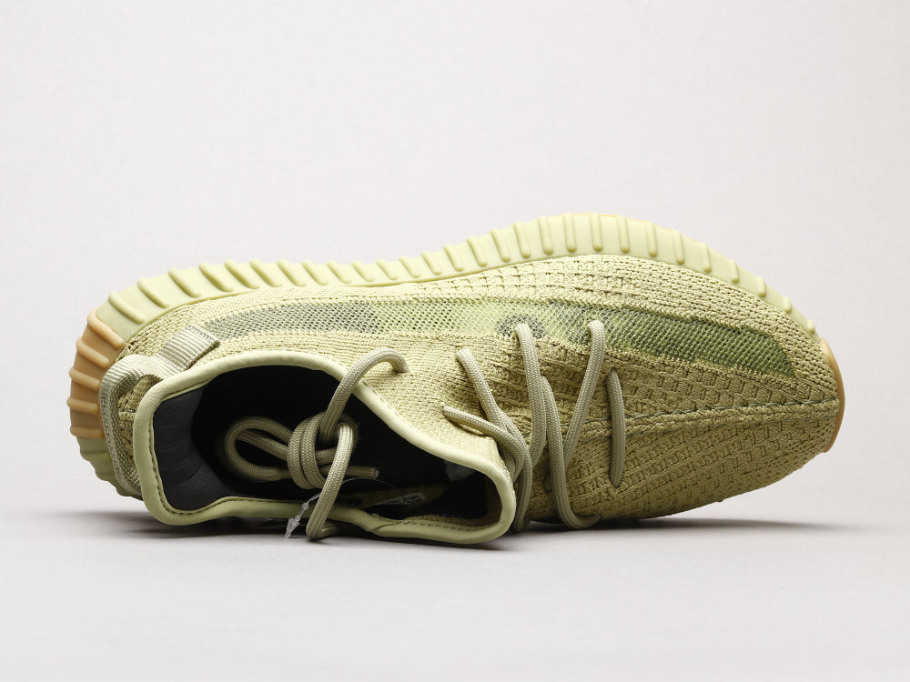 MO - Yzy 350 Sulfur Matcha Green Sneaker