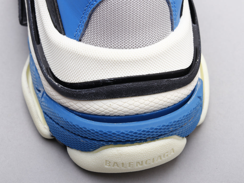 MO - Bla Triple S Black And White Blue Sneaker