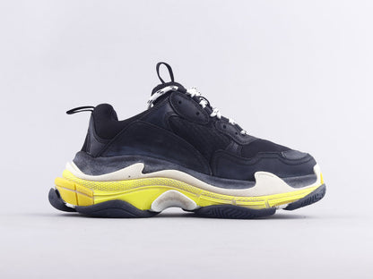 MO - Bla Triple S Black And Yellow Sneaker