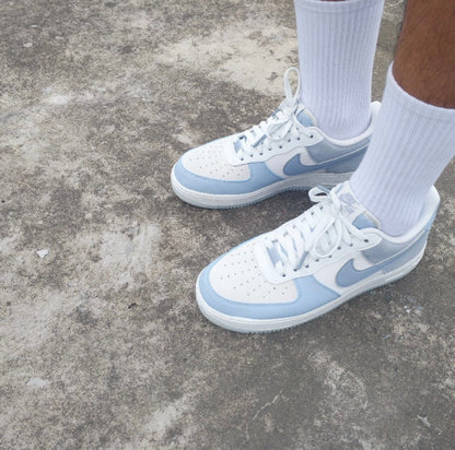 MO - AF1 light blue stitching