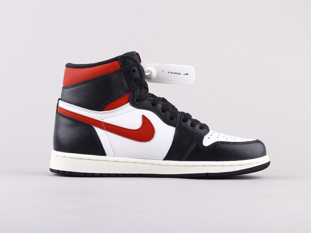 MO - AJ1 Red Hook Black Toe