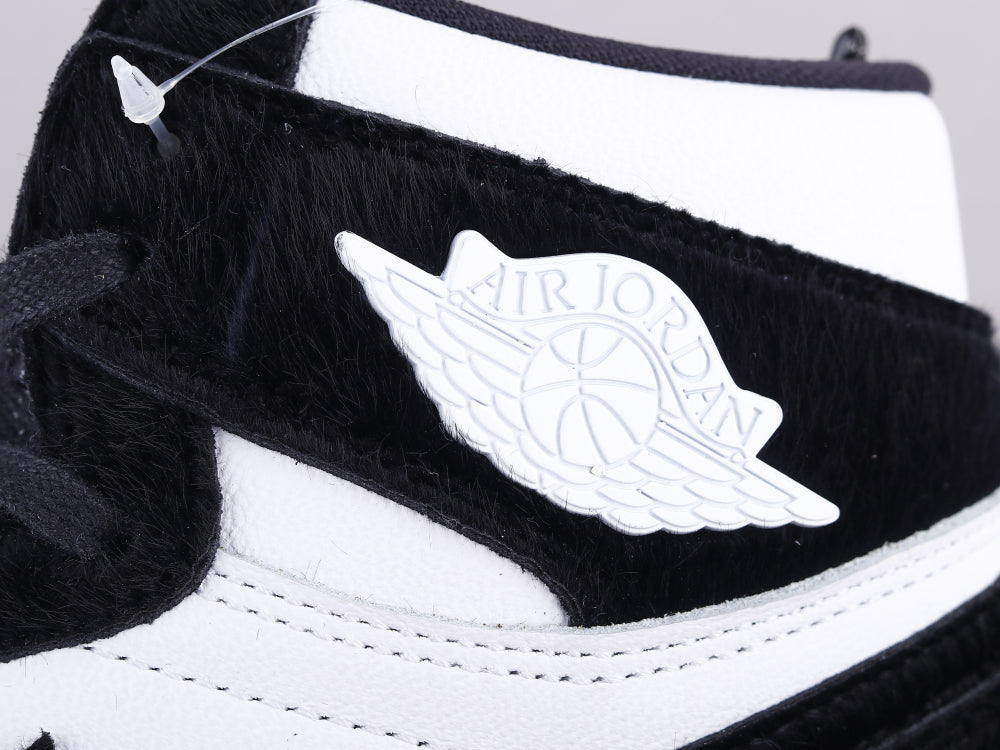 MO - AJ1 horsehair black and white