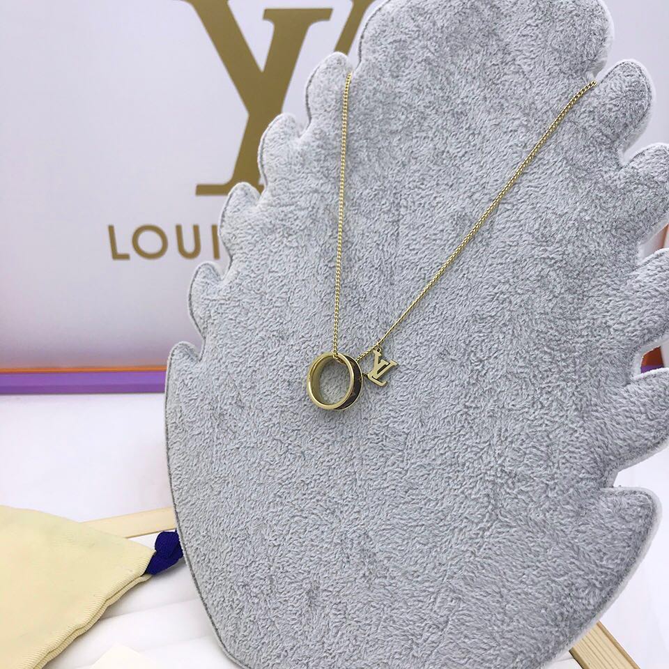 MO - Top Quality Necklace LUV001