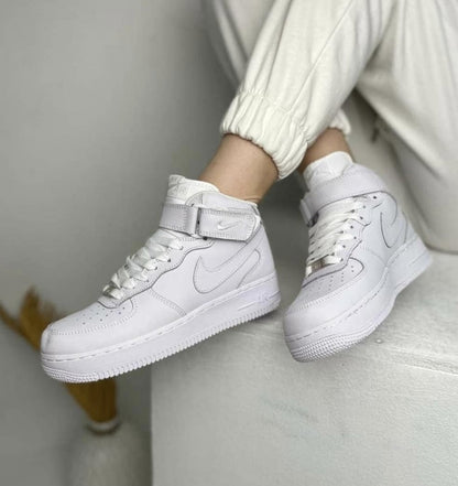 MO - AF1 pure white mid-top