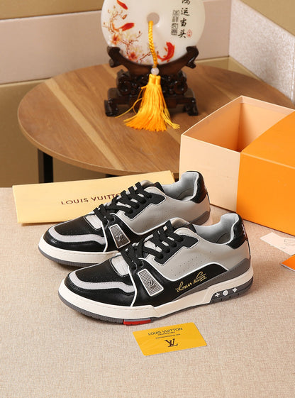 MO - LUV SurfaMO In Monogram Black Gray Sneaker