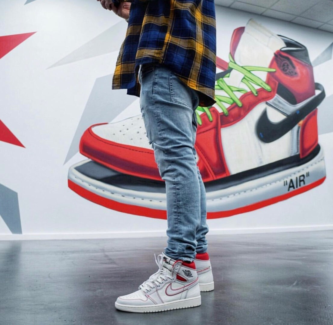 MO - AJ1 white and red manuscript