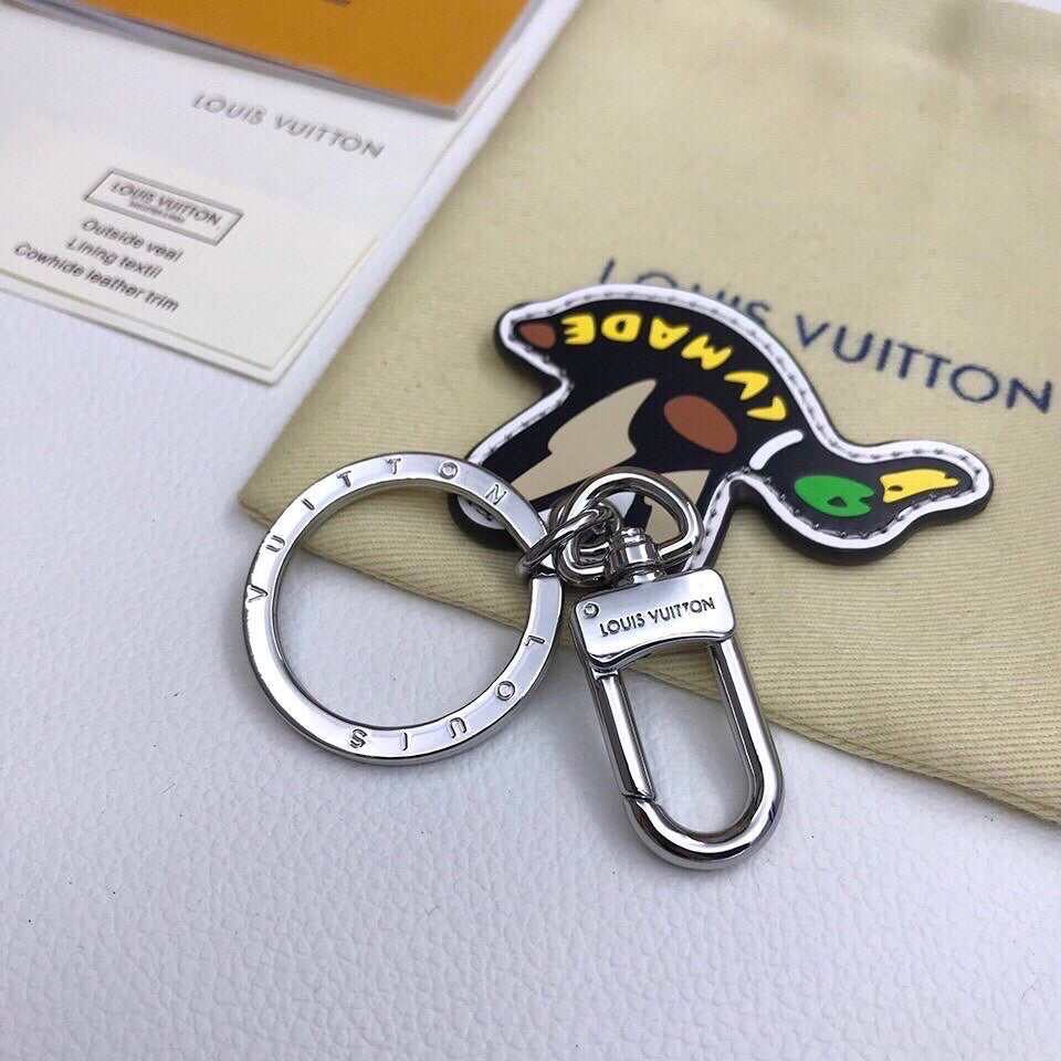 MO - Top Quality Keychains LUV 011