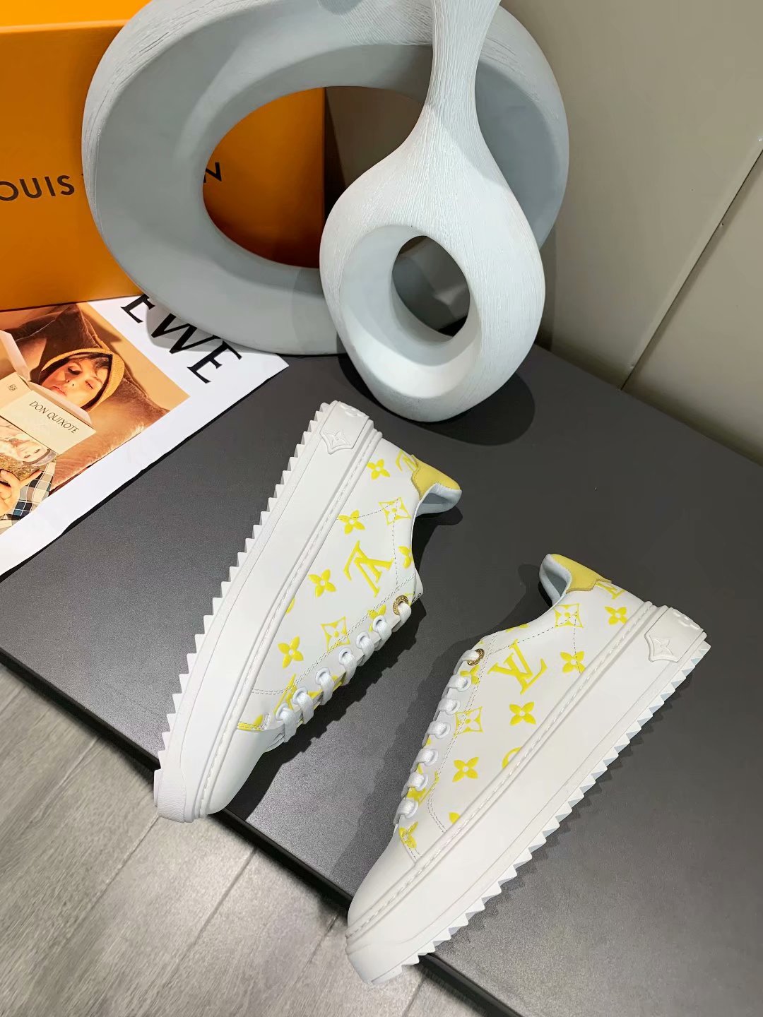 MO - LUV Time Out Yellow Sneaker