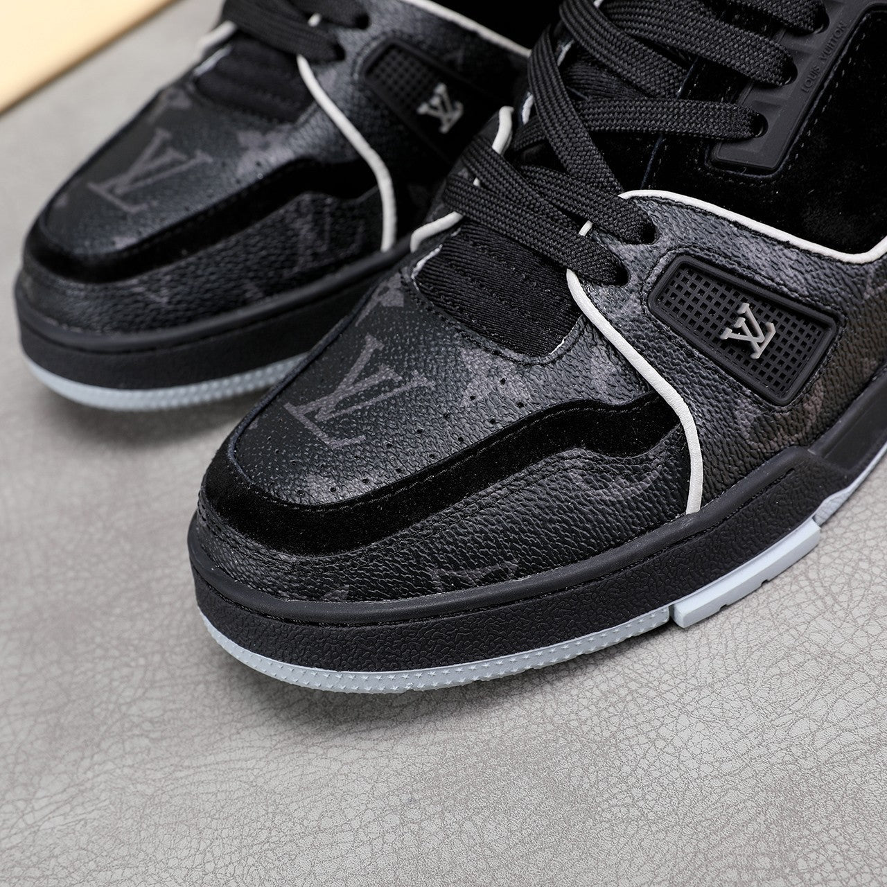 MO - LUV SurfaMO In Monogram Black Sneaker