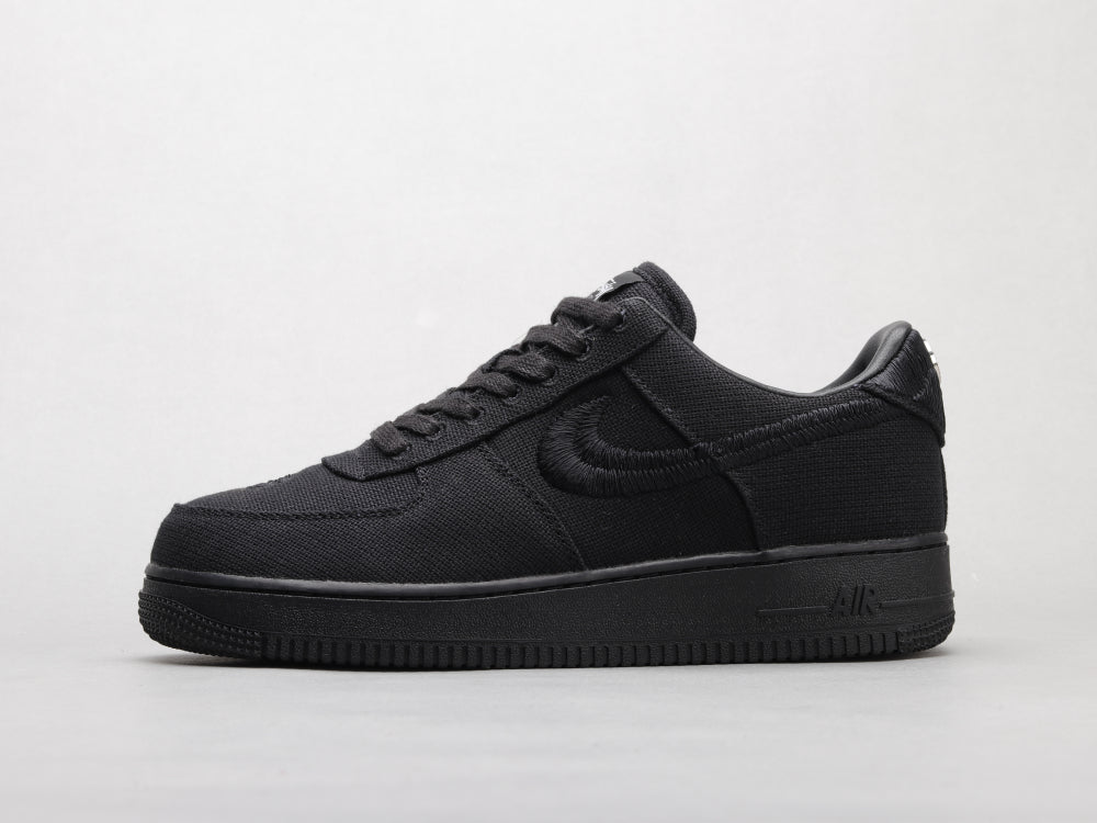 MO - Stussy x AF1 Pure Black