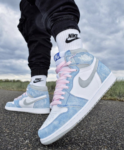 MO - AJ1 High Washed Blue