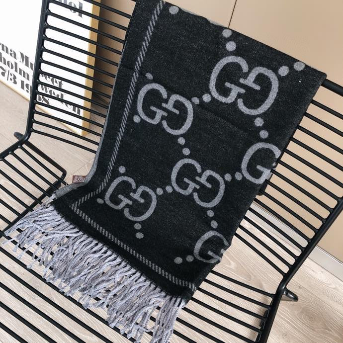 MO - Top Quality GCI Scarf 044