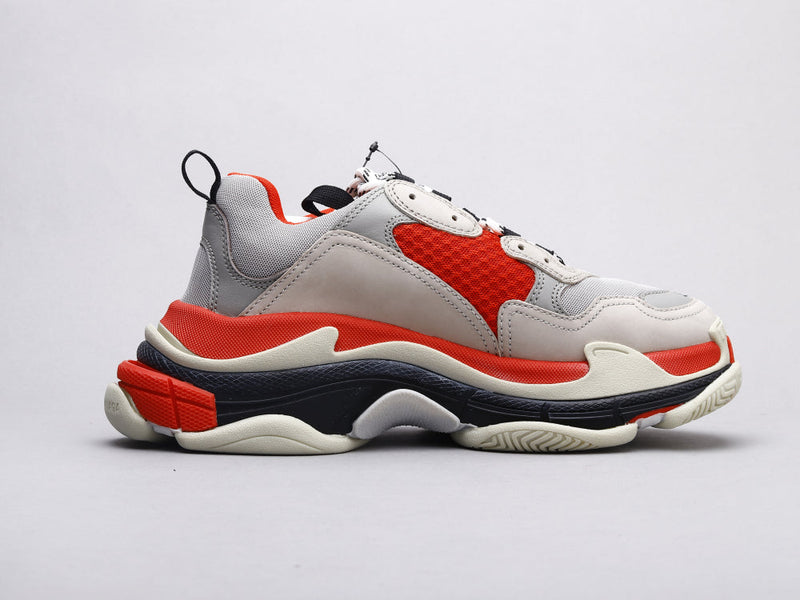 MO - Bla Triple S Gray and Red Sneaker