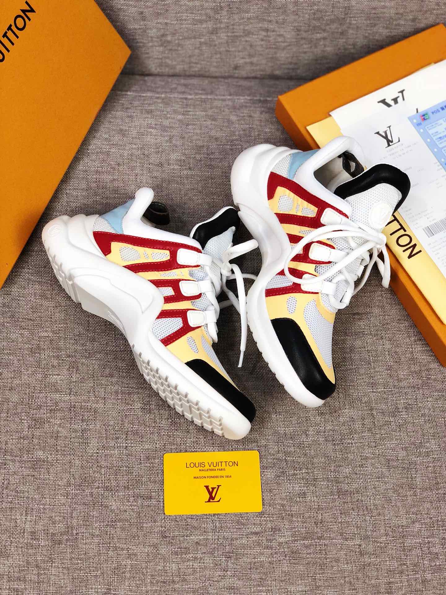 MO - LUV Archlight Red Yellow Sneaker