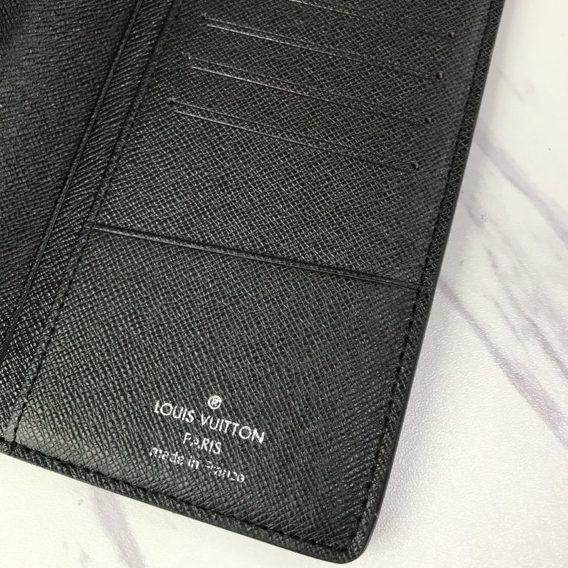 MO - Top Quality Wallet LUV 076