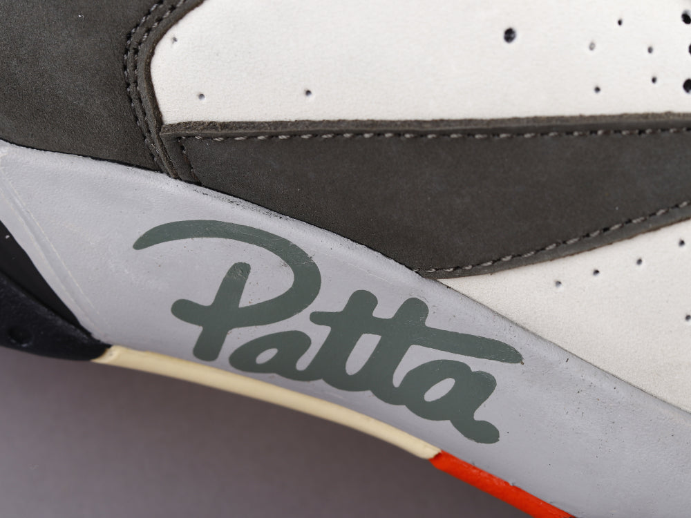 MO - AJ7 PATTA joint black and gray