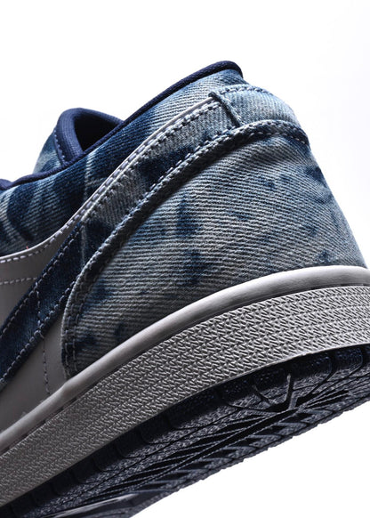 MO - AJ1 Low Washed Denim