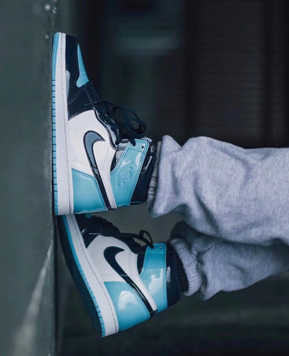 MO - AJ1 North Carolina Patent Leather