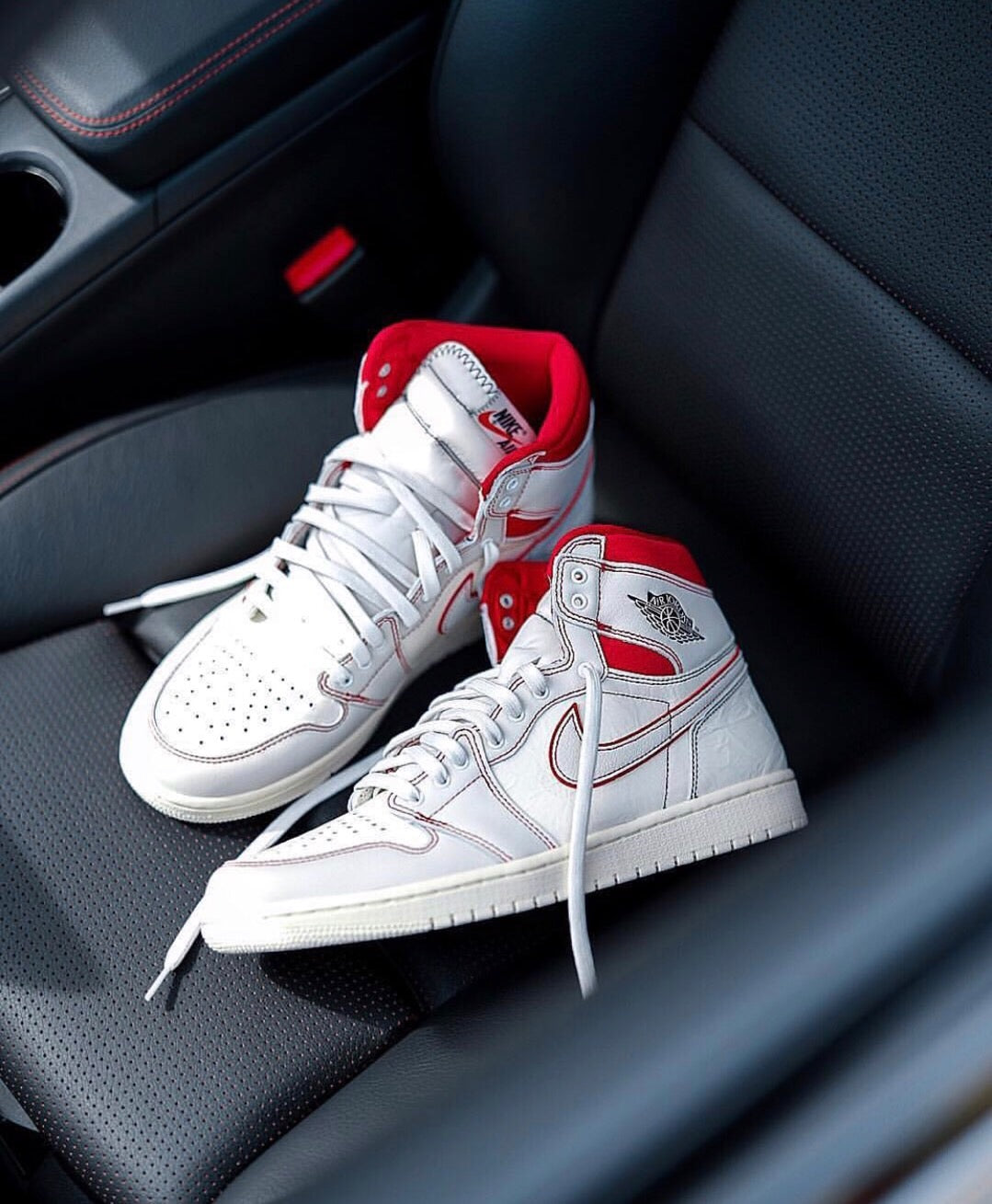 MO - AJ1 white and red manuscript