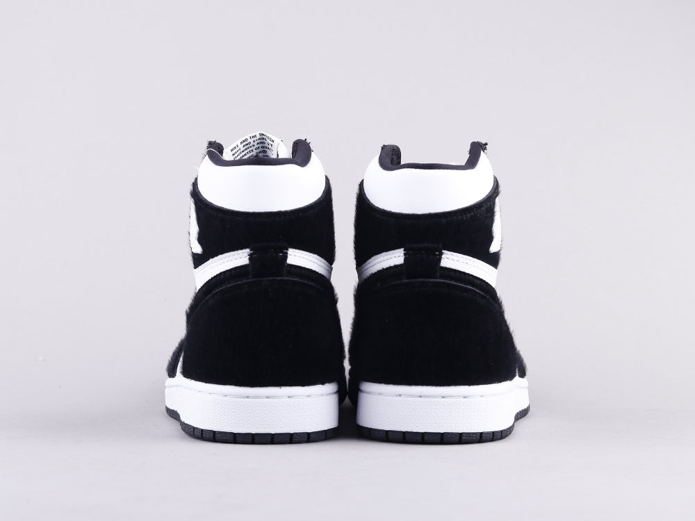 MO - AJ1 horsehair black and white