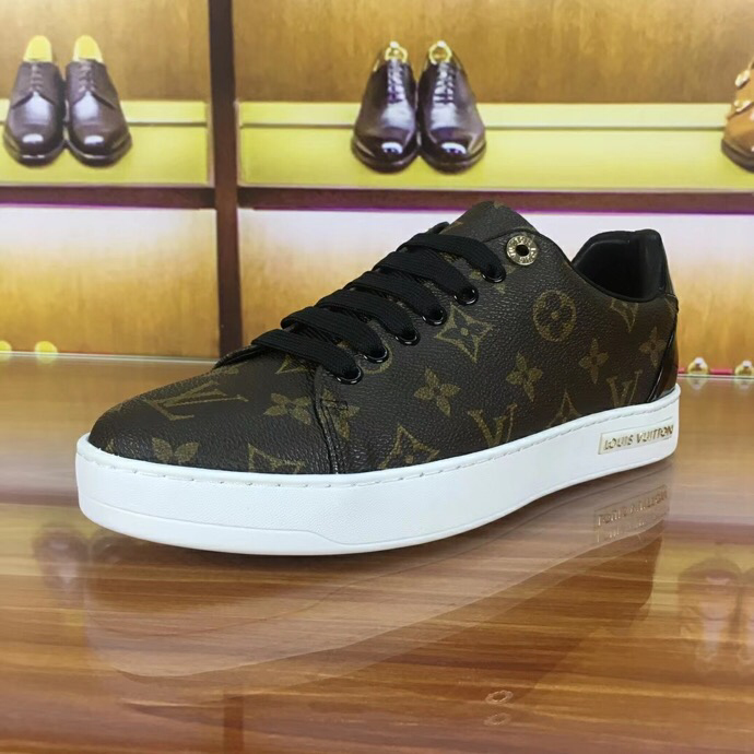 MO - Top Quality Luv Sneaker 048