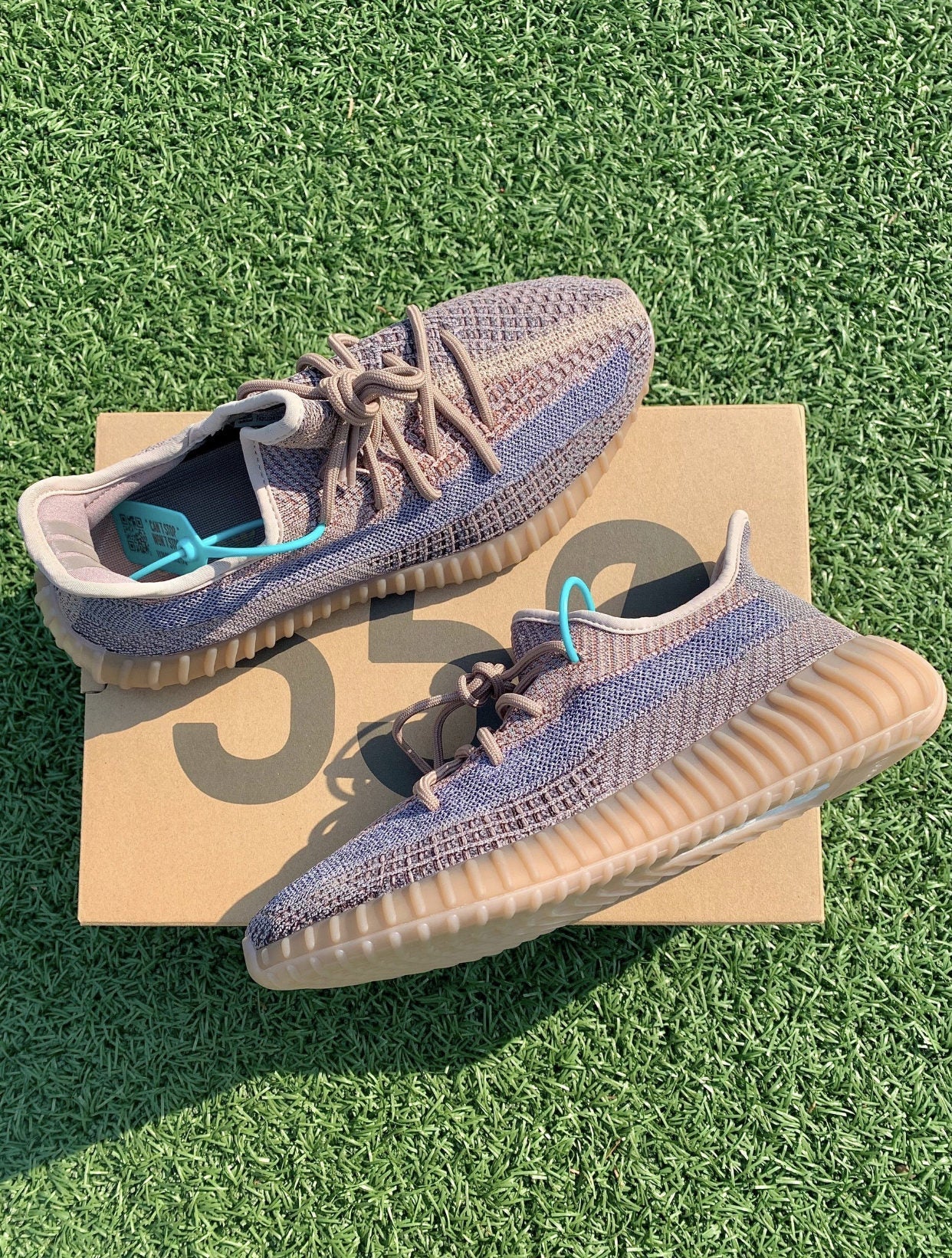 MO - Yzy 380 Blue Brown Sneaker