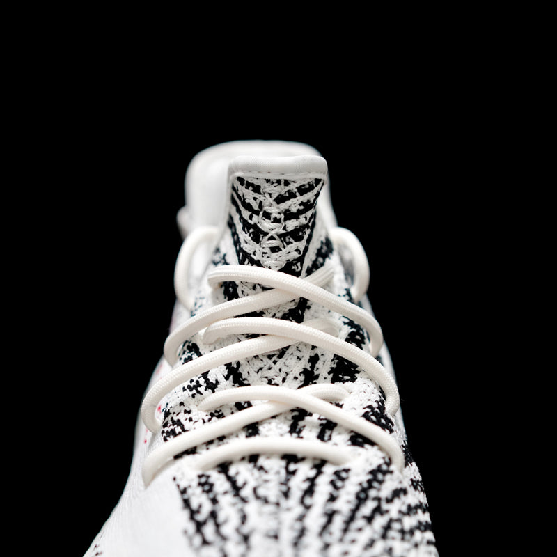 MO - Yzy 350 White Zebra Sneaker