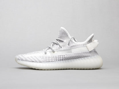 MO - Yzy 350 White Angel Sneaker