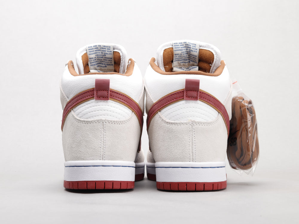 MO - Beige and red hook high top knight color matching