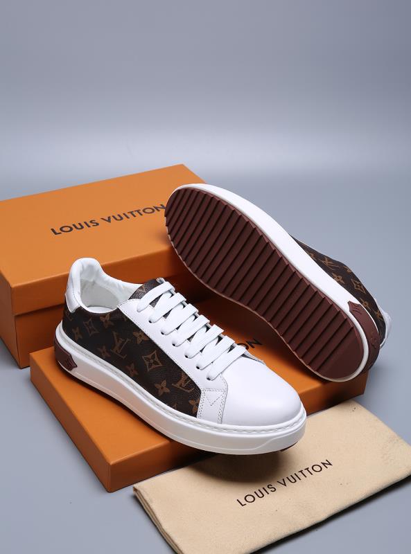 MO - Top Quality Luv Sneaker 105