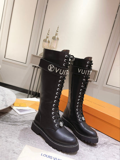 Top Quality LUV BOOTS 040