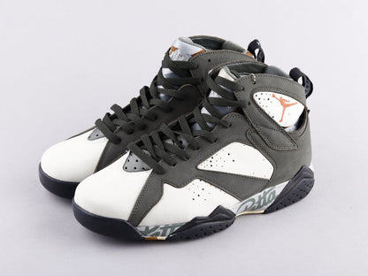 MO - AJ7 PATTA joint black and gray